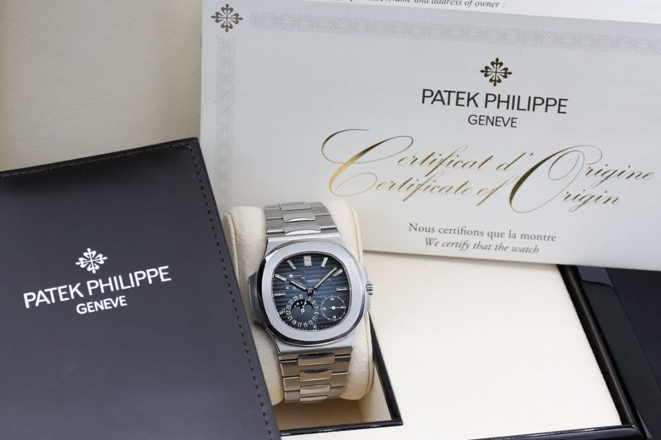 Patek Philippe Nautilus 5712/1A-001 Image 7